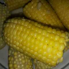 ذرة🌽 مسلوقة مع زبدة 😋-レシピのメイン写真