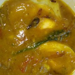 A picture of Dahi egg.