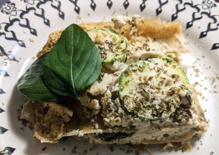 ^ Lasanha de abobrinha e manjericão vegana 🥒🍃 - Gozhowgos