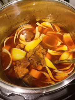 Hình của món Bò kho (nồi instant pot).