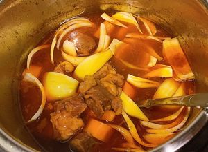 Hình của món Bò kho (nồi instant pot).