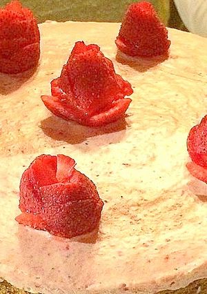 Una foto de Semifreddo de frutillas a la crema -sintacc