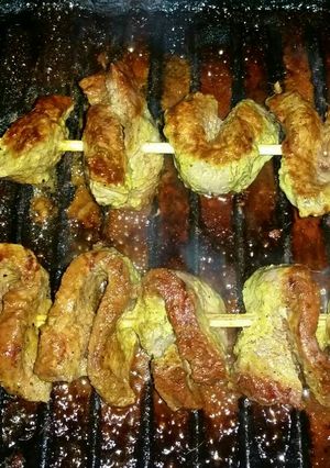 A picture of Yogurt Cilantro Beef Skewers.