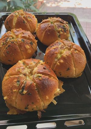 Hình của món Bánh mì bơ tỏi hàn quốc.
