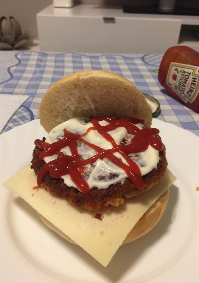 Una foto de Hamburguesa de soja texturizada fina