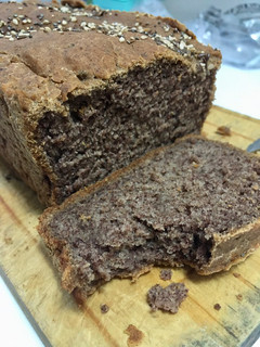 Una foto de Pan negro (Sin TACC / Gluten Free / Vegan)