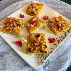 Mango and Chocolate Chips Crumb Bars: A picture of Mango and Chocolate Chips Crumb Bars:.