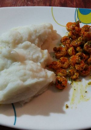 Una foto de Camarones al limón