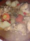 Pollo de campo guisado con curry