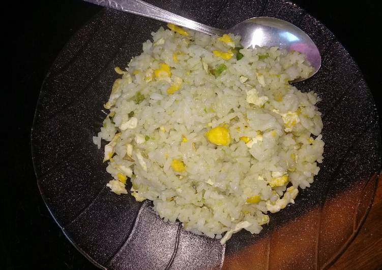 Nasi goreng dadakan (seadanya)๐ #BikinRamadanBerkesan