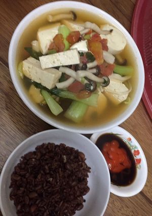 Hình của món Canh lẩu thái chay.