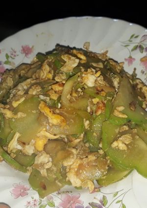 รูปของ มะระหวาน(ฟักแม้ว)ผัดไข่