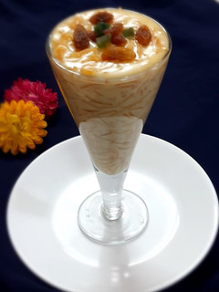 सेवई कस्टर्ड (Sevai custard recipe in hindi) रेसिपी मुख्य फोटो