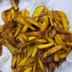 A picture of Potato frys.