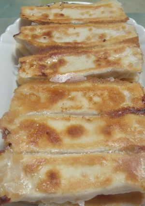 A picture of Cabbage Potstickers.