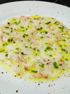 Una foto de Carpaccio de gambas