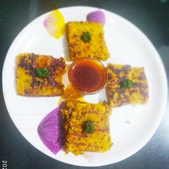A picture of Mix Veg Rava Pancake.