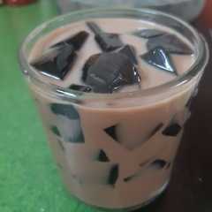 Es cincau milo রেসিপির প্রধান ছবি