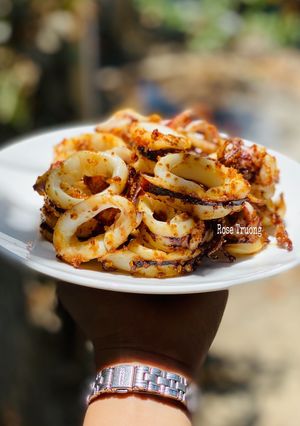 Hình của món Mực Lá Nướng Sa Tế.