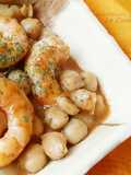 Garbanzos con langostinos
