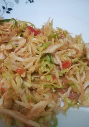 A picture of Creamy cabbage.