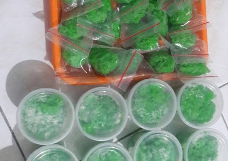 Langkah Mudah untuk Membuat Tape ketan hijau Anti Gagal