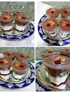 صورة لوصفة تحلية رائعة بالياغورت محشية بسكويت والجوز