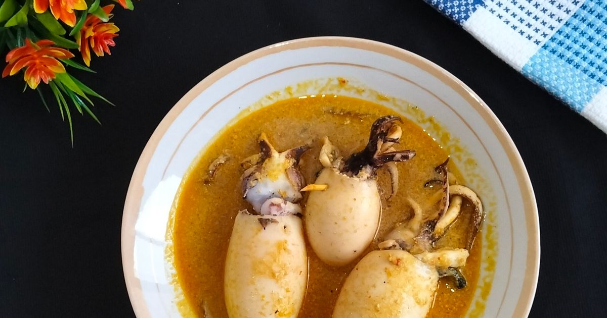 Gulai Cumi Isi Tahu Telur