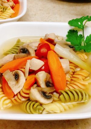Hình của món Nui gà 🥄 cho bữa tối nhẹ nhàng.