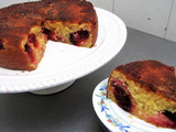 Torta de ciruelas frescas y  yogurt