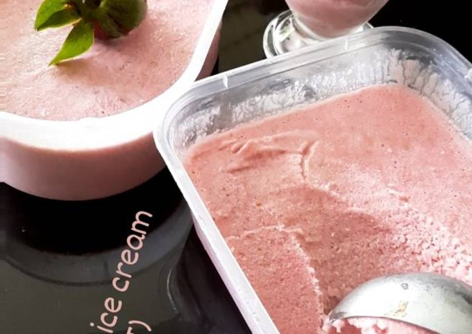 Strawberry oat ice cream (for DIET)