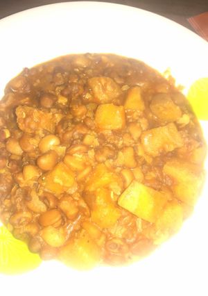 A picture of Plantain and beans porridge.
