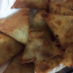 A picture of Beef Samosa.