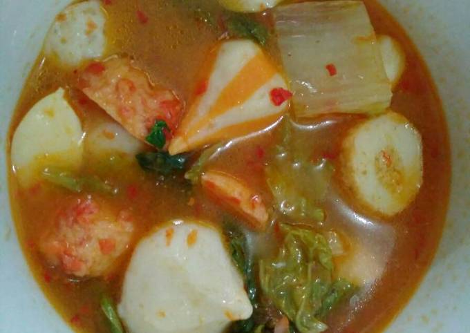 Resep Tom Yum Bakso Seafood Yummy Oleh Irma Novitasari Cookpad