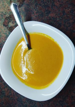 Sárgarépa krémleves édesburgonyával recept fotója
