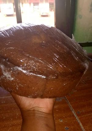 A picture of Fruitcake.