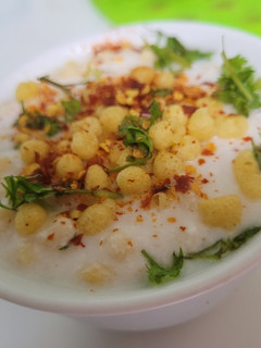 बूंदी रायता (Boondi Raita recipe in Hindi) रेसिपी मुख्य फोटो
