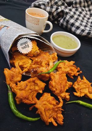 लच्छा पकौड़े रेसिपी मुख्य फोटो