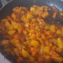 Pilipili ya mango n carrots A picture of Pilipili ya mango n carrots.