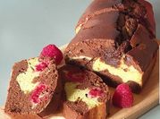 Une photo de chocolat et pâte de pistache