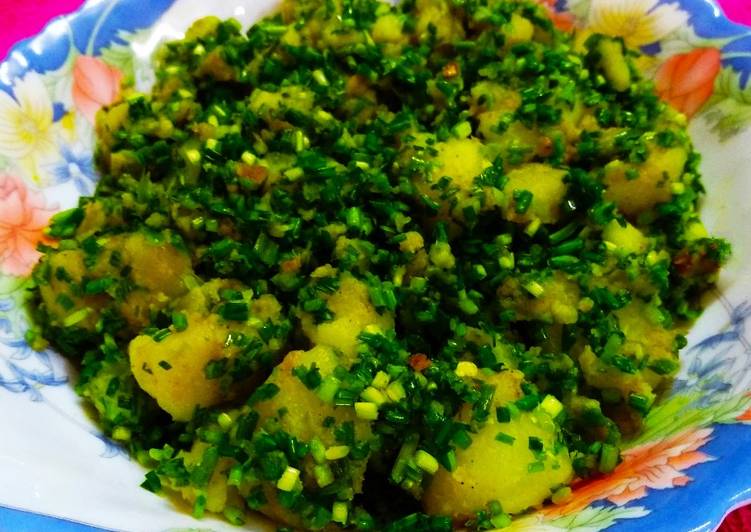 Recipe of Super Quick Homemade Lasaniya Aloo Subji