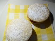 Una foto de alfajores de maicena sin manteca
