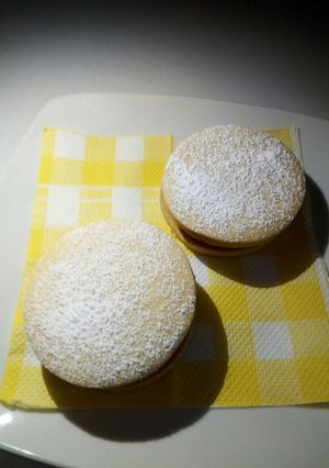 Una foto de Alfajores de Maicena