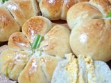 Zucchette di pane ripiene