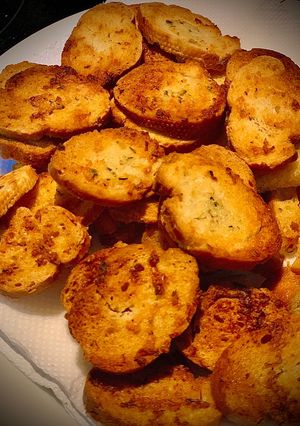 Une photo de Croûtons ails et thym