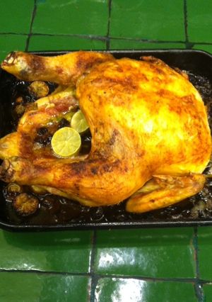 Una foto de Pollo entero al horno