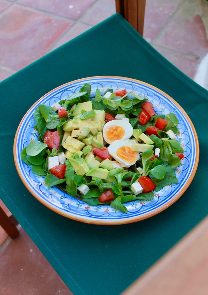 Una foto de Ensalada verde básica y completa