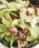 Thịt bò xào khổ qua