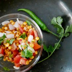 A picture of Chana dal bhel street style.