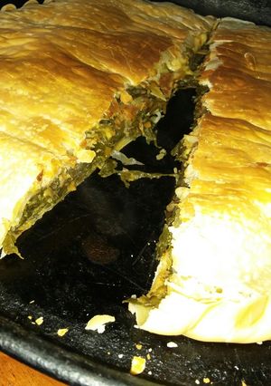 Foto principal de Tarta de hojas de remolacha, rápida fácil y económica
